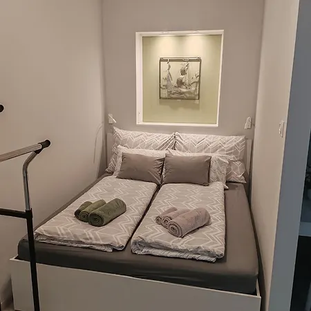 Rsg Apartment *
